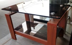 mesas de centro con melamine y dos tableros de vidrio